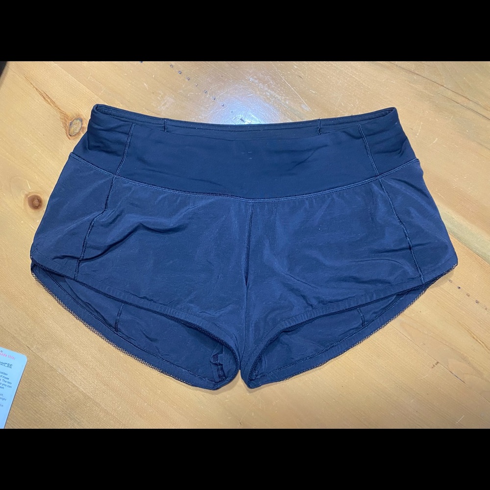 Lululemon Speed Up Short Special Edition Awaken Black Size 4